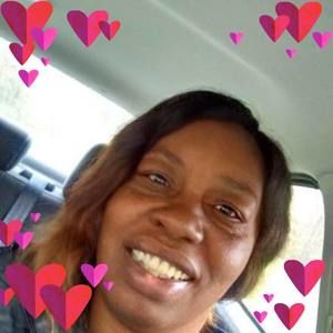 Meet your Posher, Adrienne